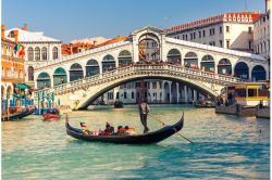 1724071058_250_VEN_Grand Canal Tour (Starter, Classic and Complete_2.jpg